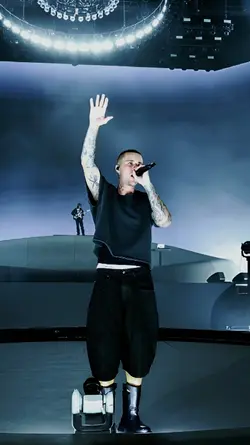 Beauty And A Beat
