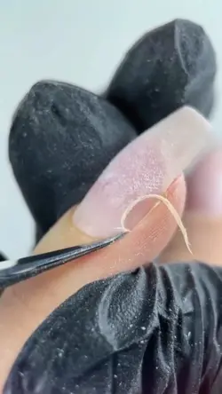 Nails transisi