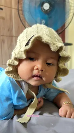 Bayi lucu