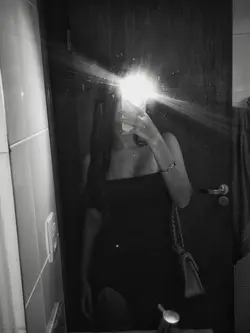 1 Photo+Music🎶