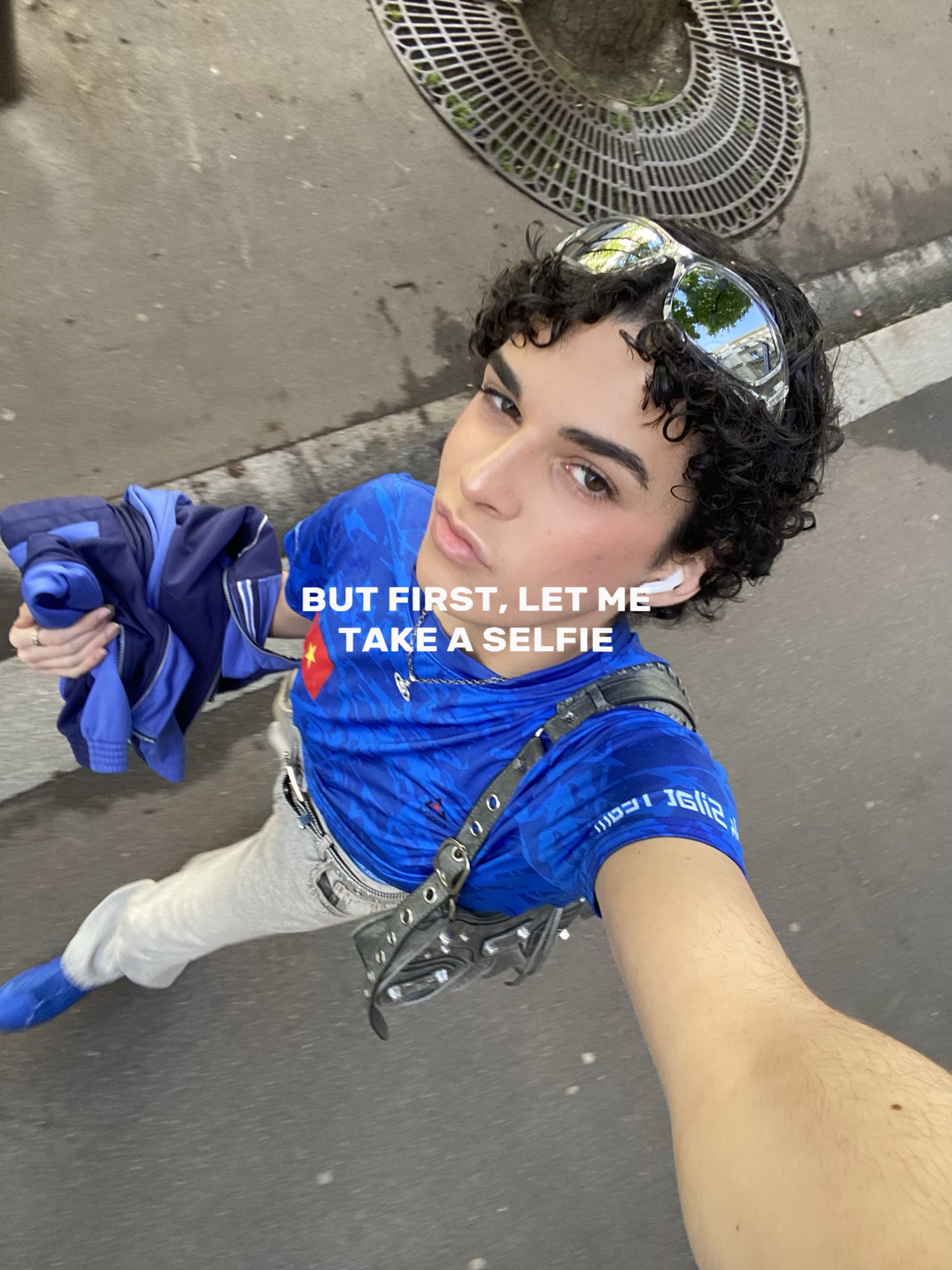 BİR SELFIE ALMAYA İZİN VERİN