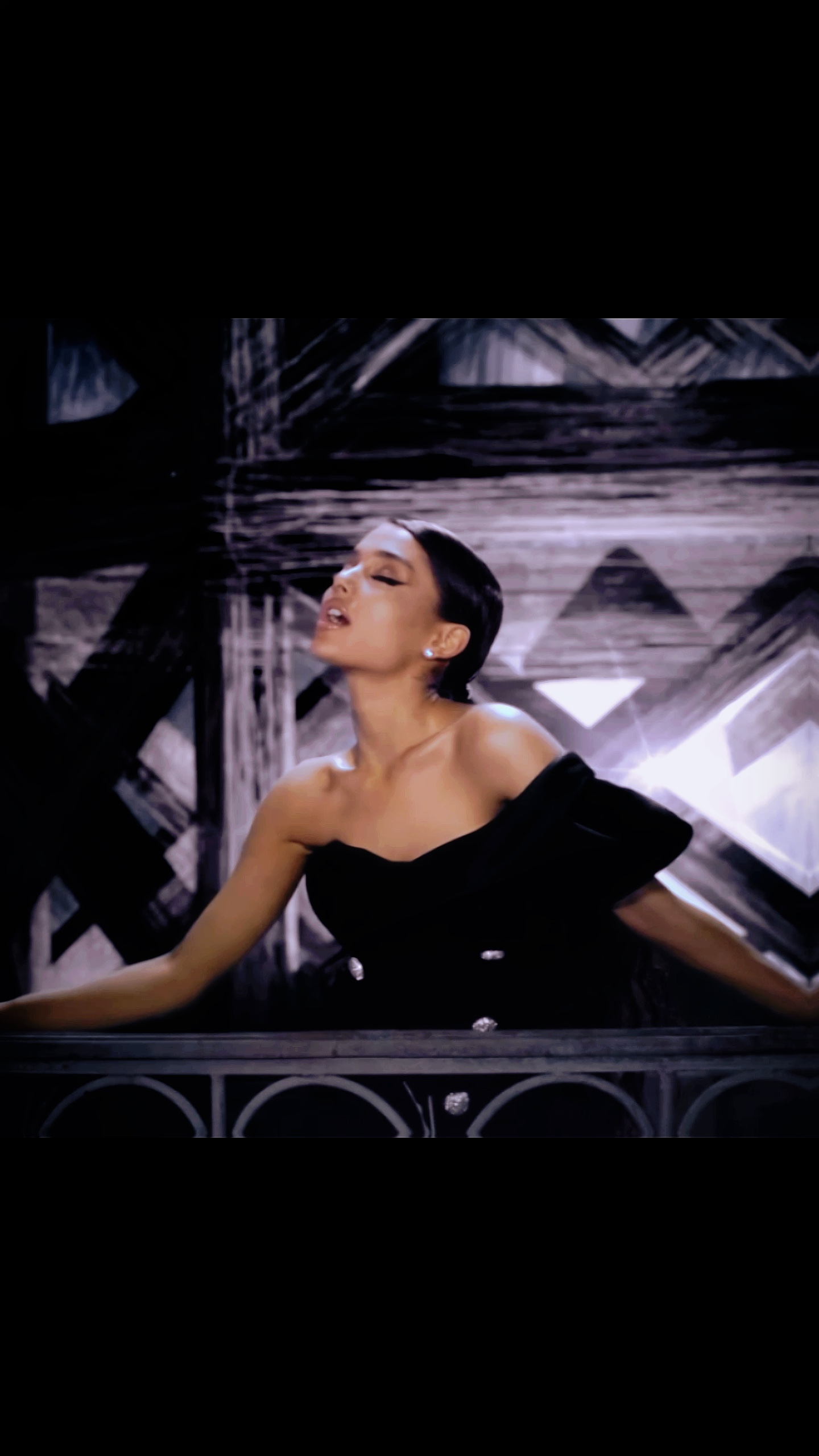 ariana grande edit!