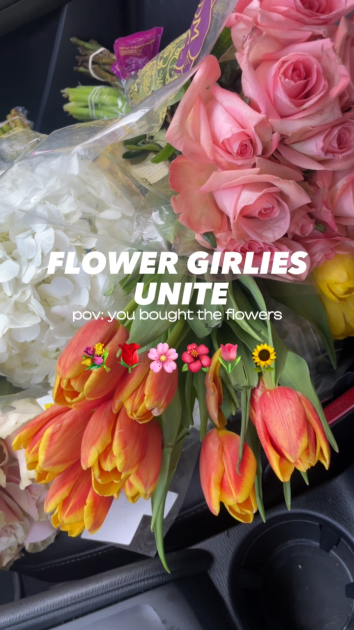 Las chicas de las flores se unen
