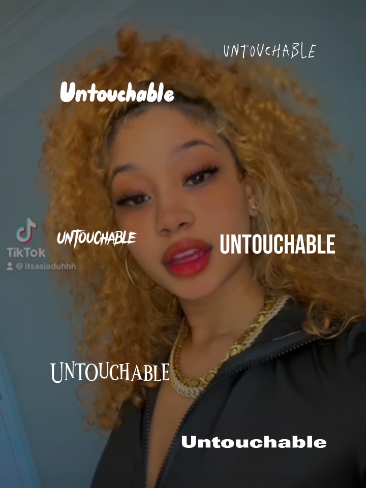 Untouchable 🦋