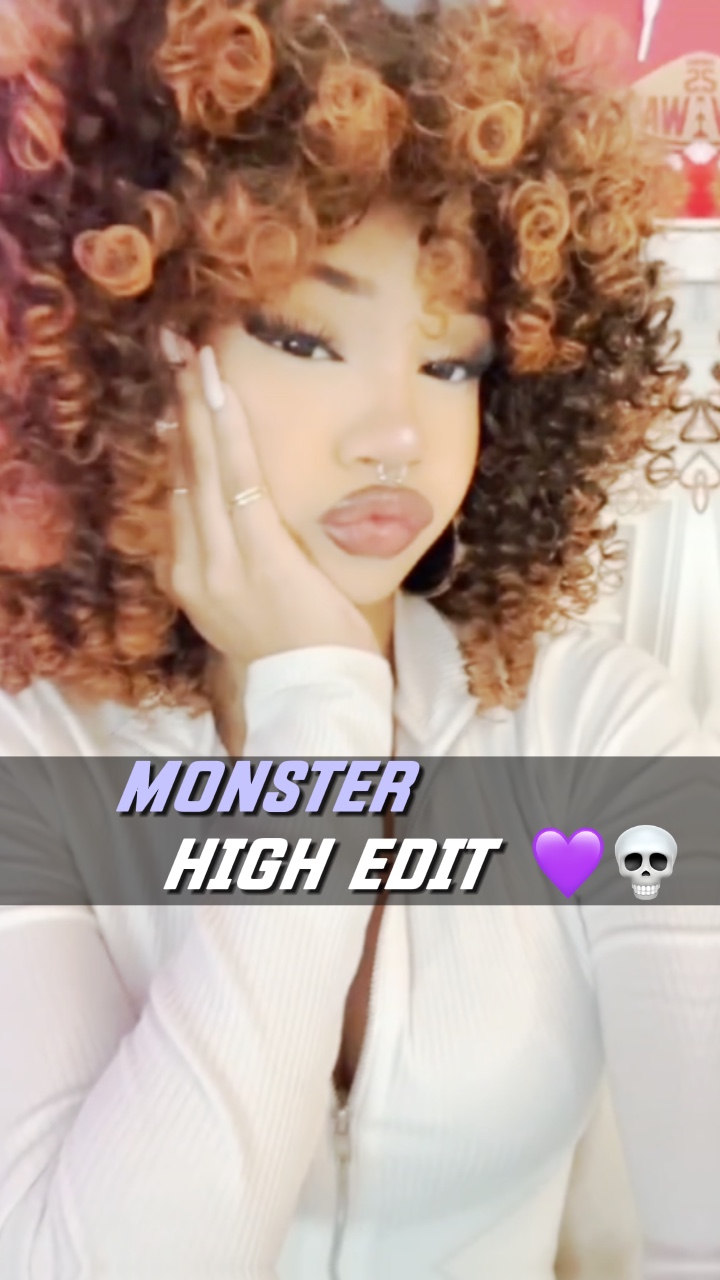 Halimaw mataas 🖤💜