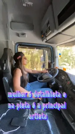 Mulher no volante