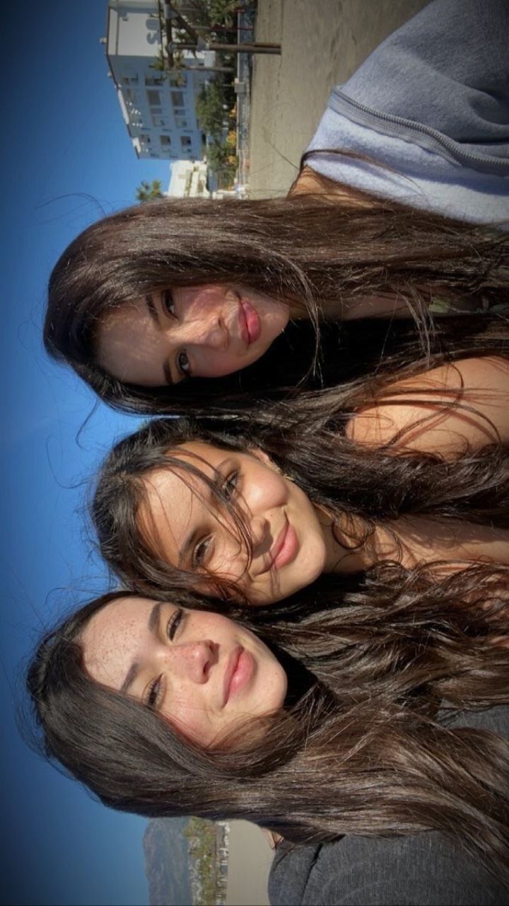F R I E N D S