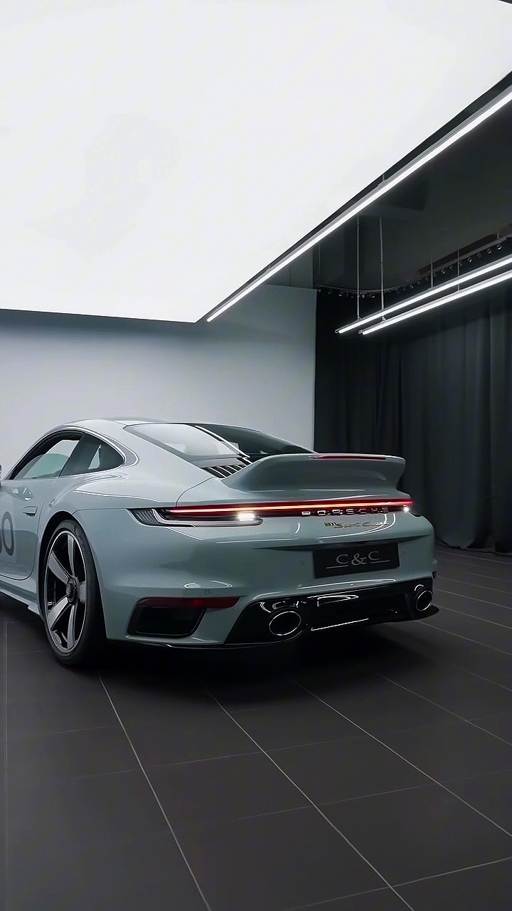 PORSCHE_GTR-💦📈
