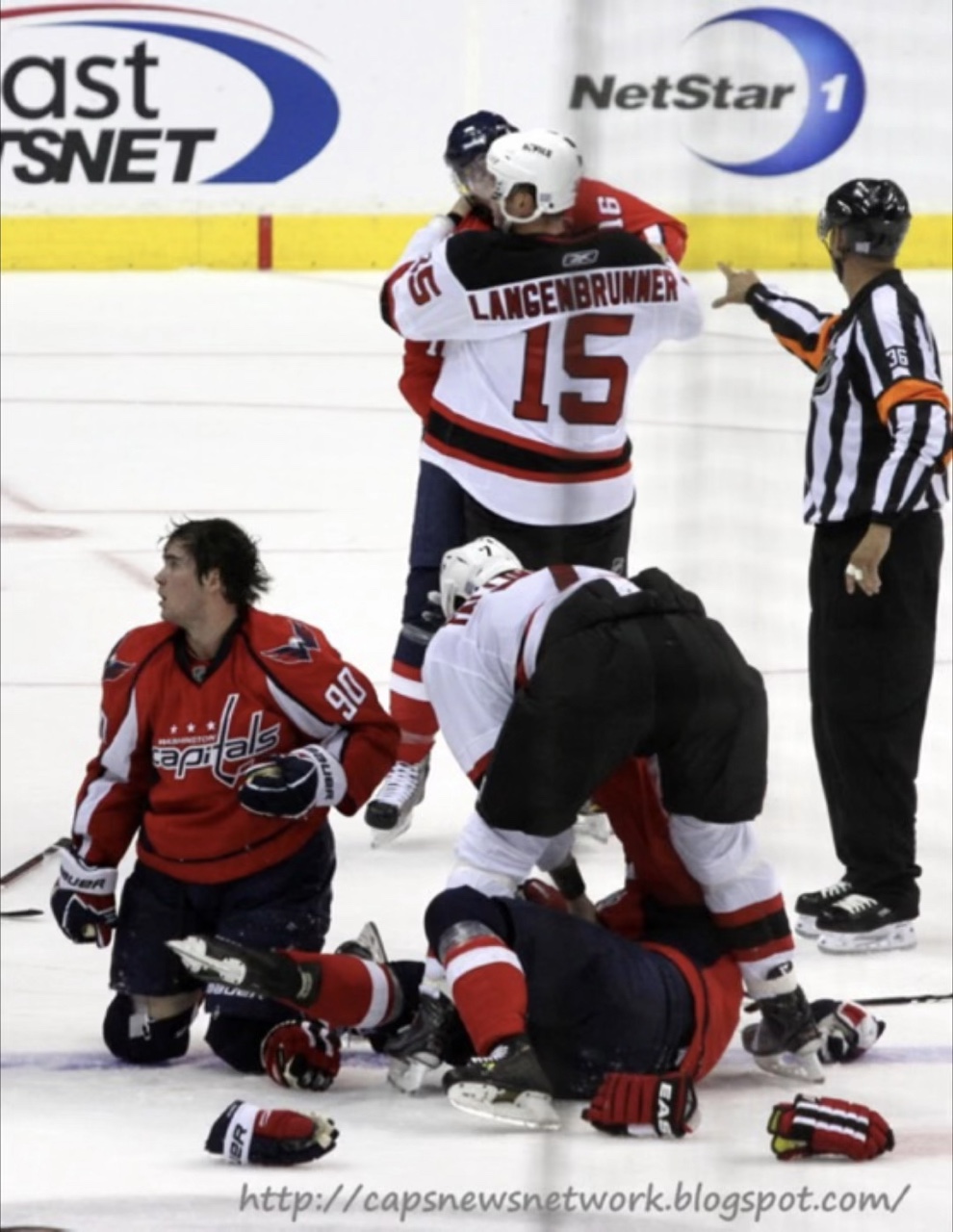 Hockey>>