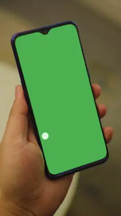 Celular tela verde