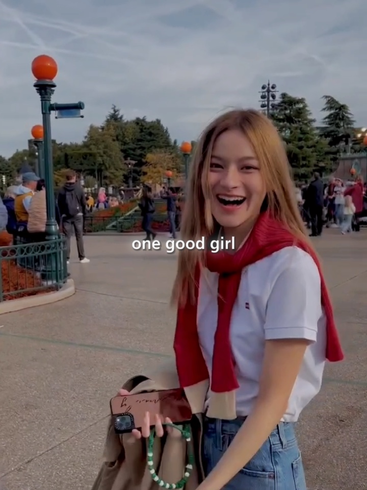 une bonne fille slowmo