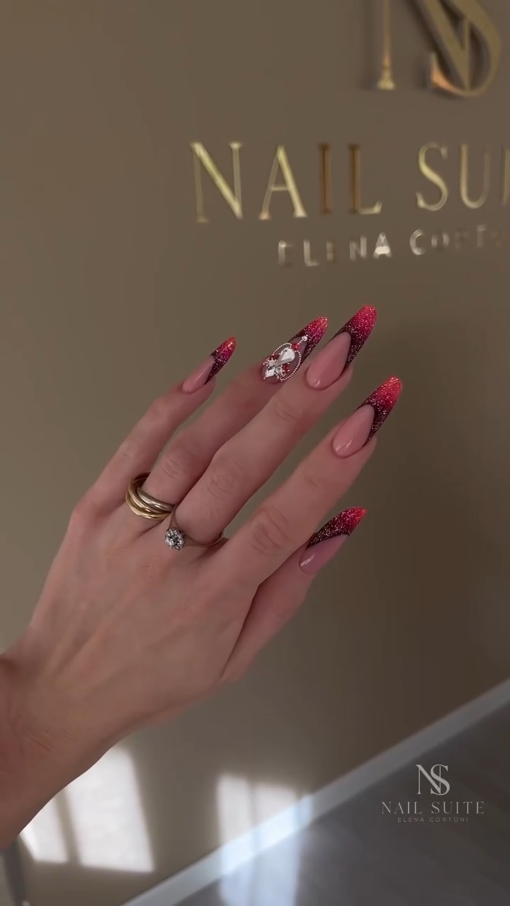 UÑAS 