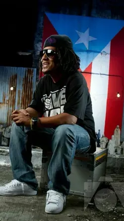 Tego Calderon