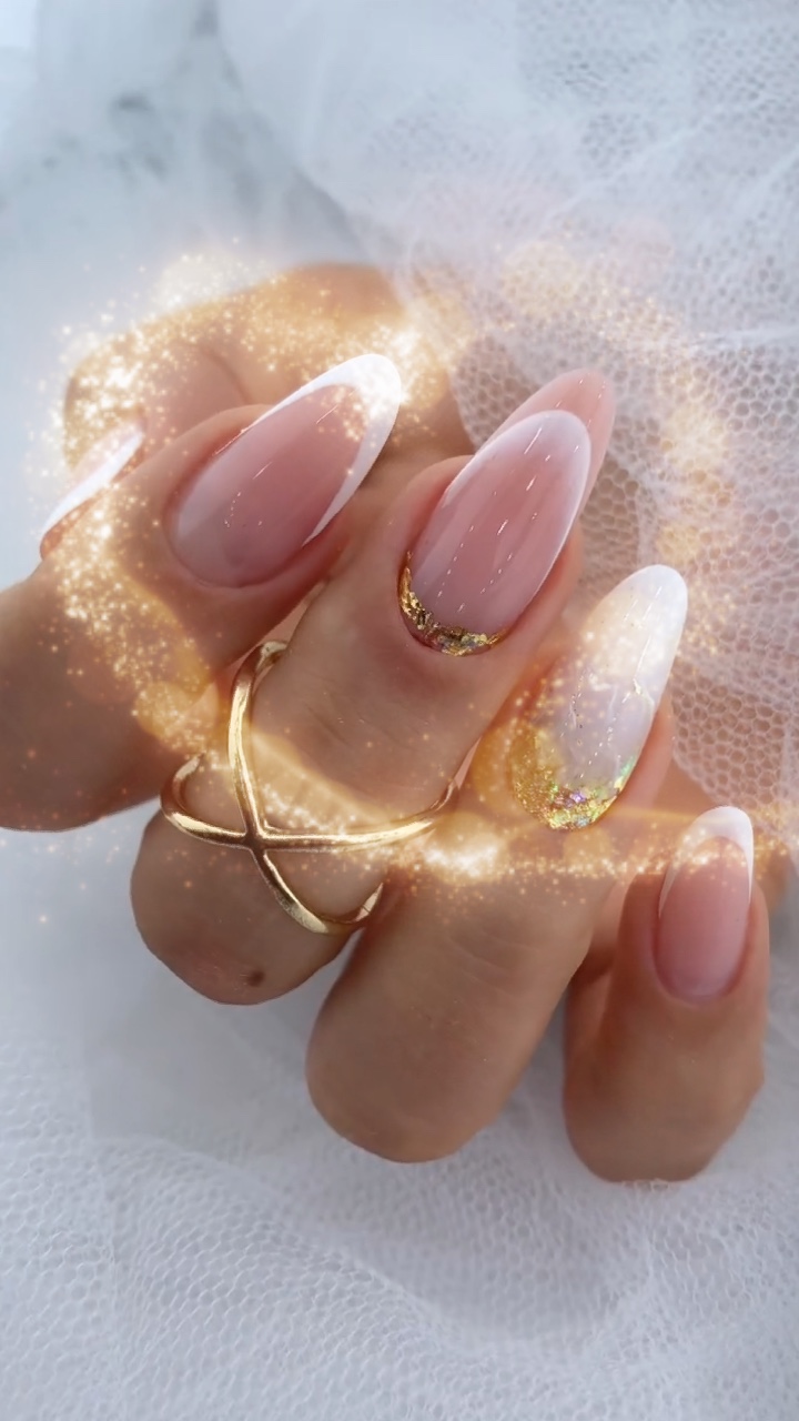 NAILS 