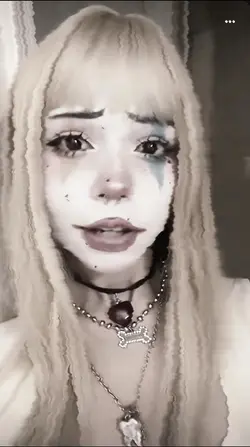 clown girl 🤡 👧