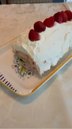 Having dessert 