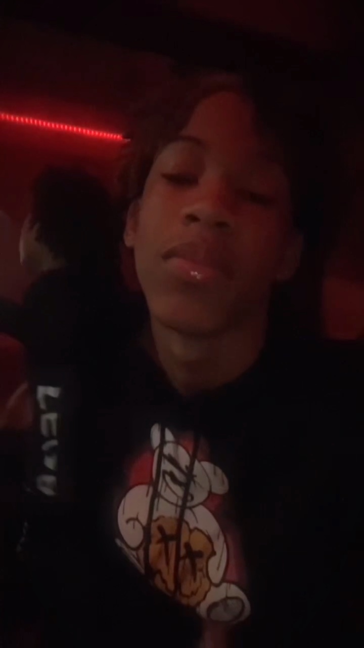 🥀