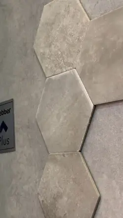Piso e azulejo