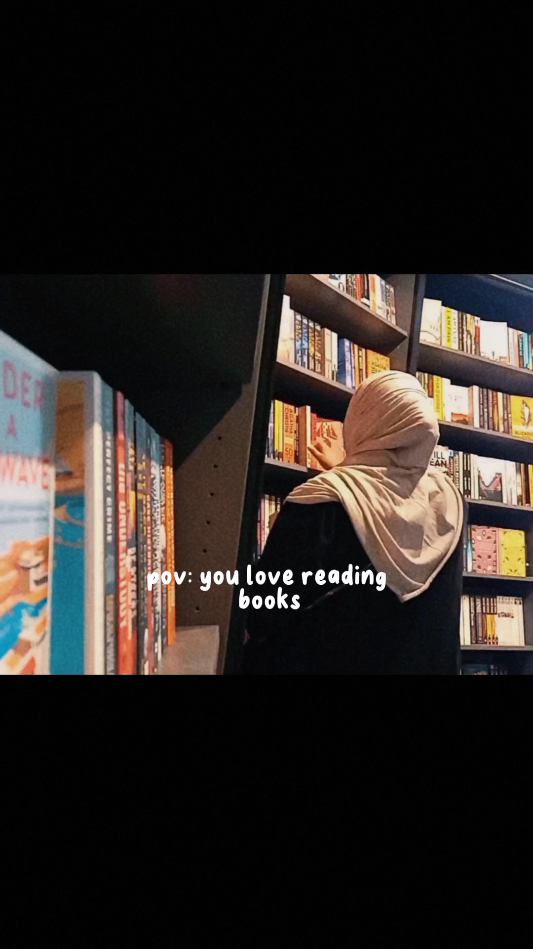 pov: kamu suka buku