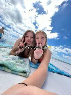 MY brown hair <3