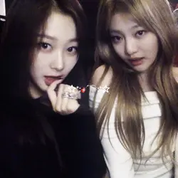 duo/couple selfies 👯♀️