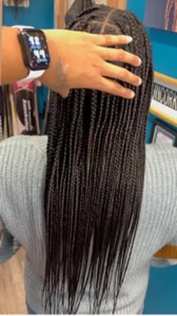 Medium Knotless