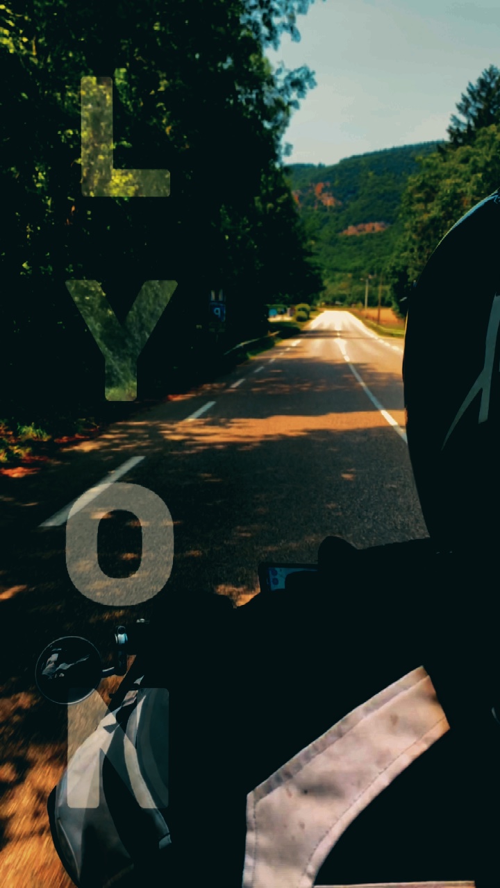 Motorbike Tour 🏍️
