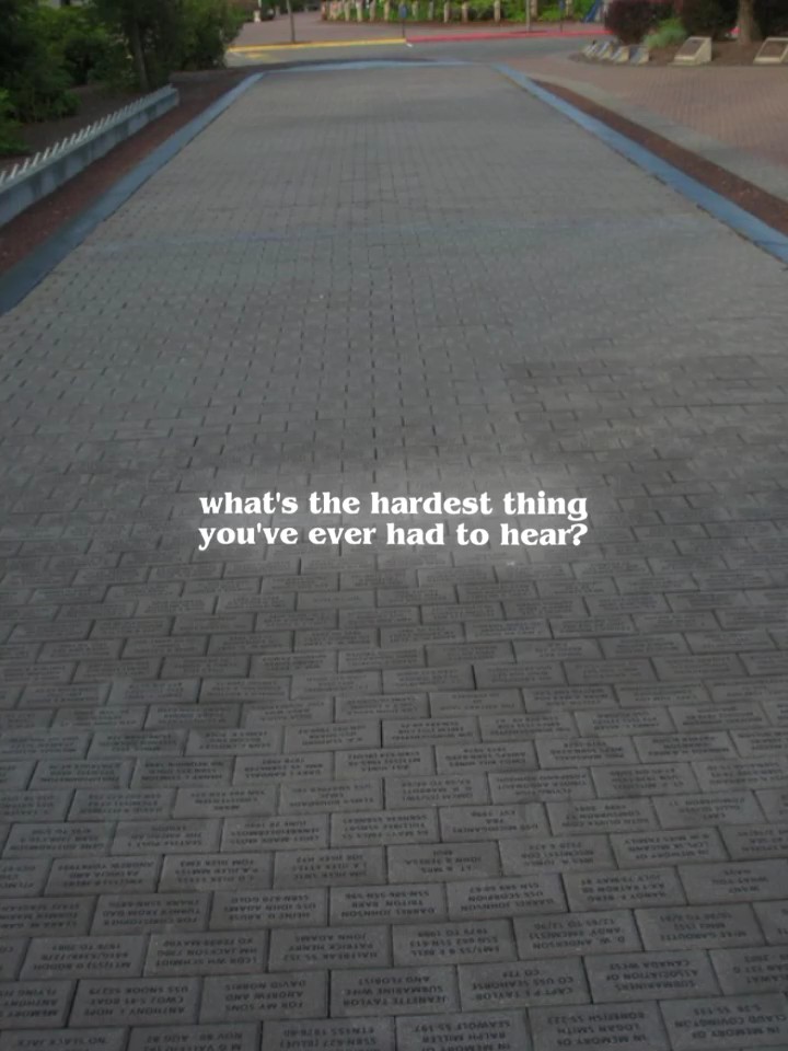 </3