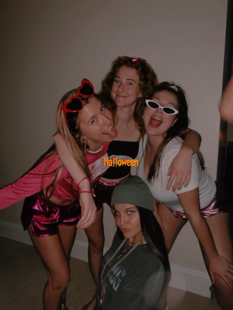 Halloween+ friends 