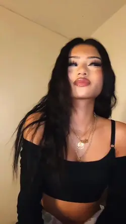 Make her disappear 🔥