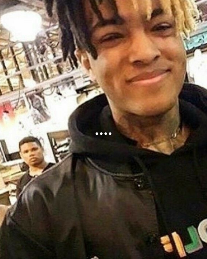 我们想念你，愿逝者安息 🕊️🖤