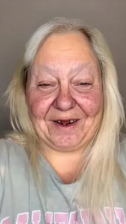 Granny 👵🏻