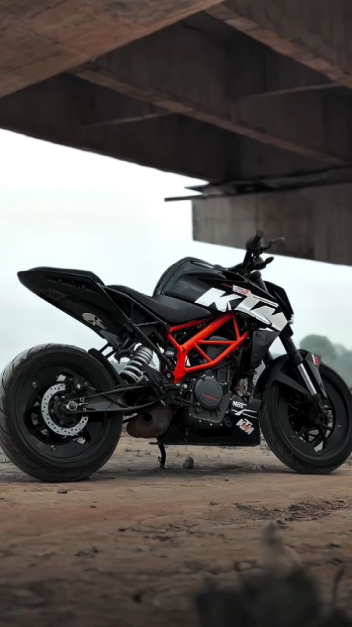 MOTO TREND 