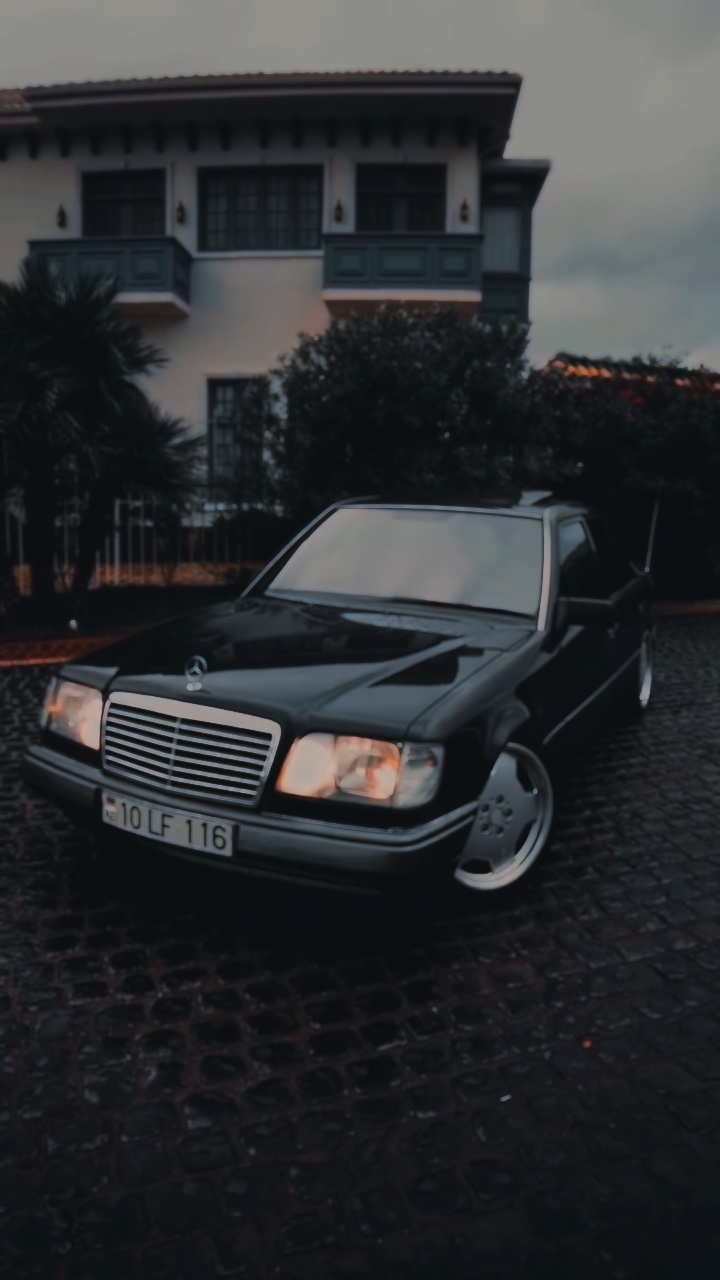 <<BENZ>>
