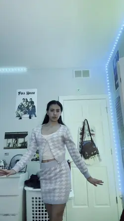 Add 6 clips