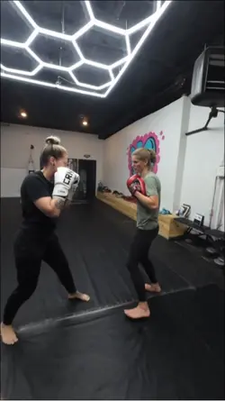 Boxing slo mo