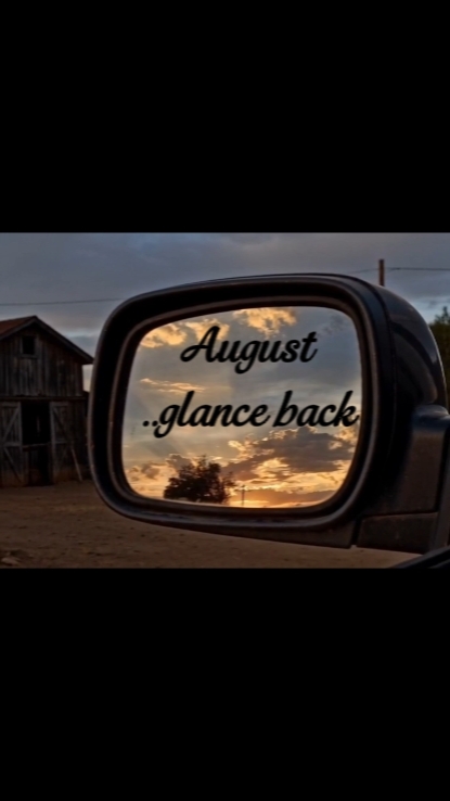 August auf einen Blick