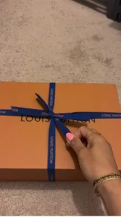 Surprise unboxing