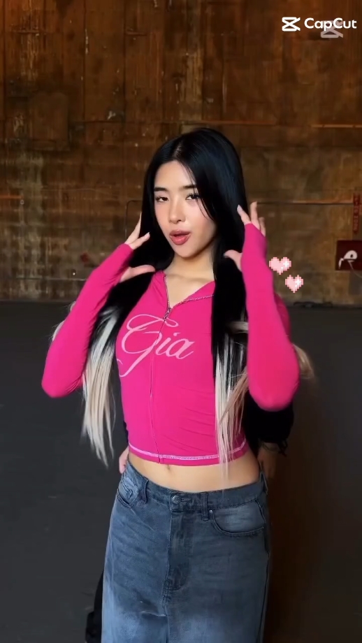 pinky up